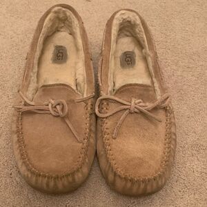 Women’s UGG Dakota Moccasin Slipper Suede Brown